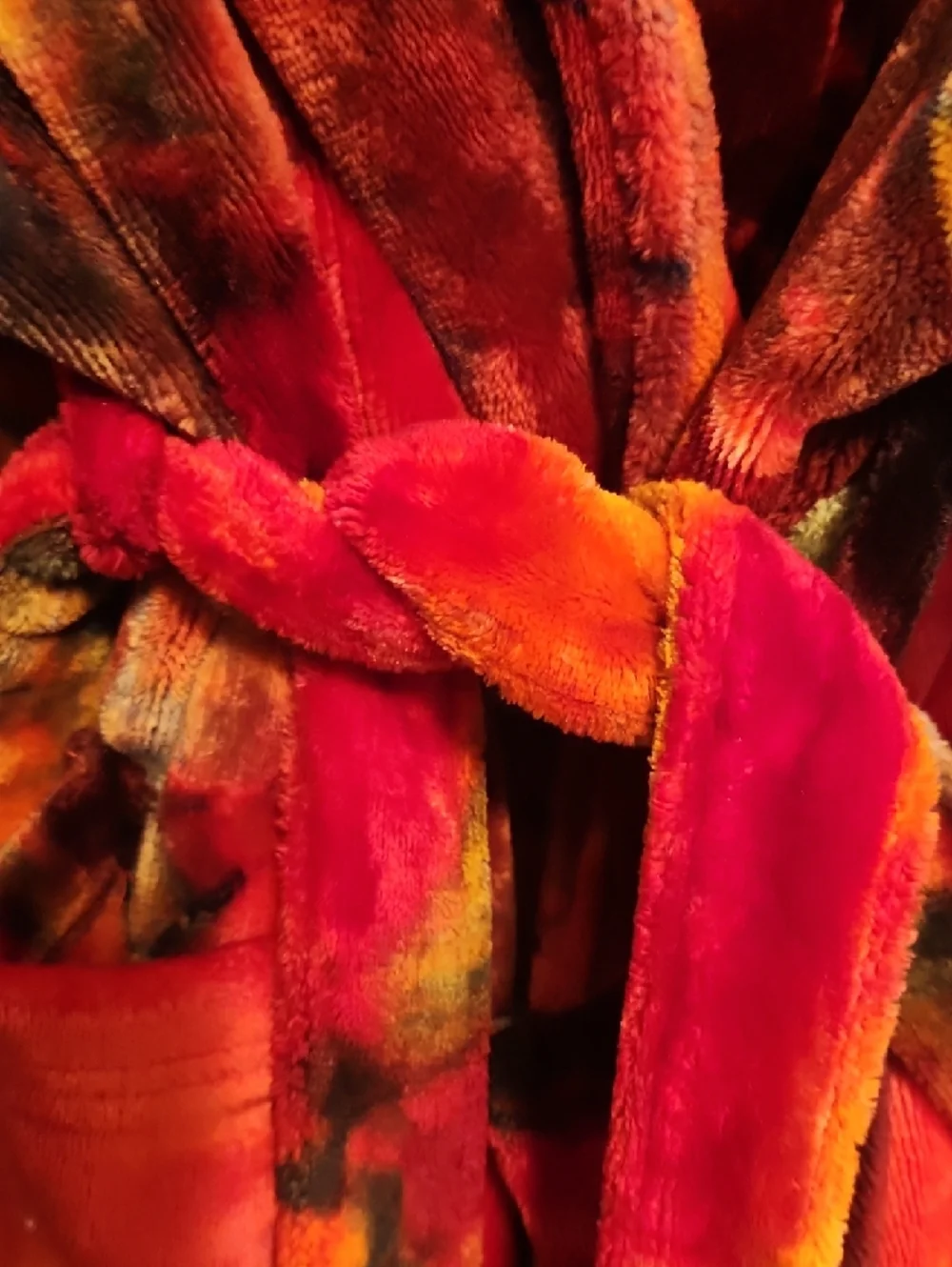 🔥Plush Hooded Tie-Dye Robe - Red Multi - Picture 3 of 7